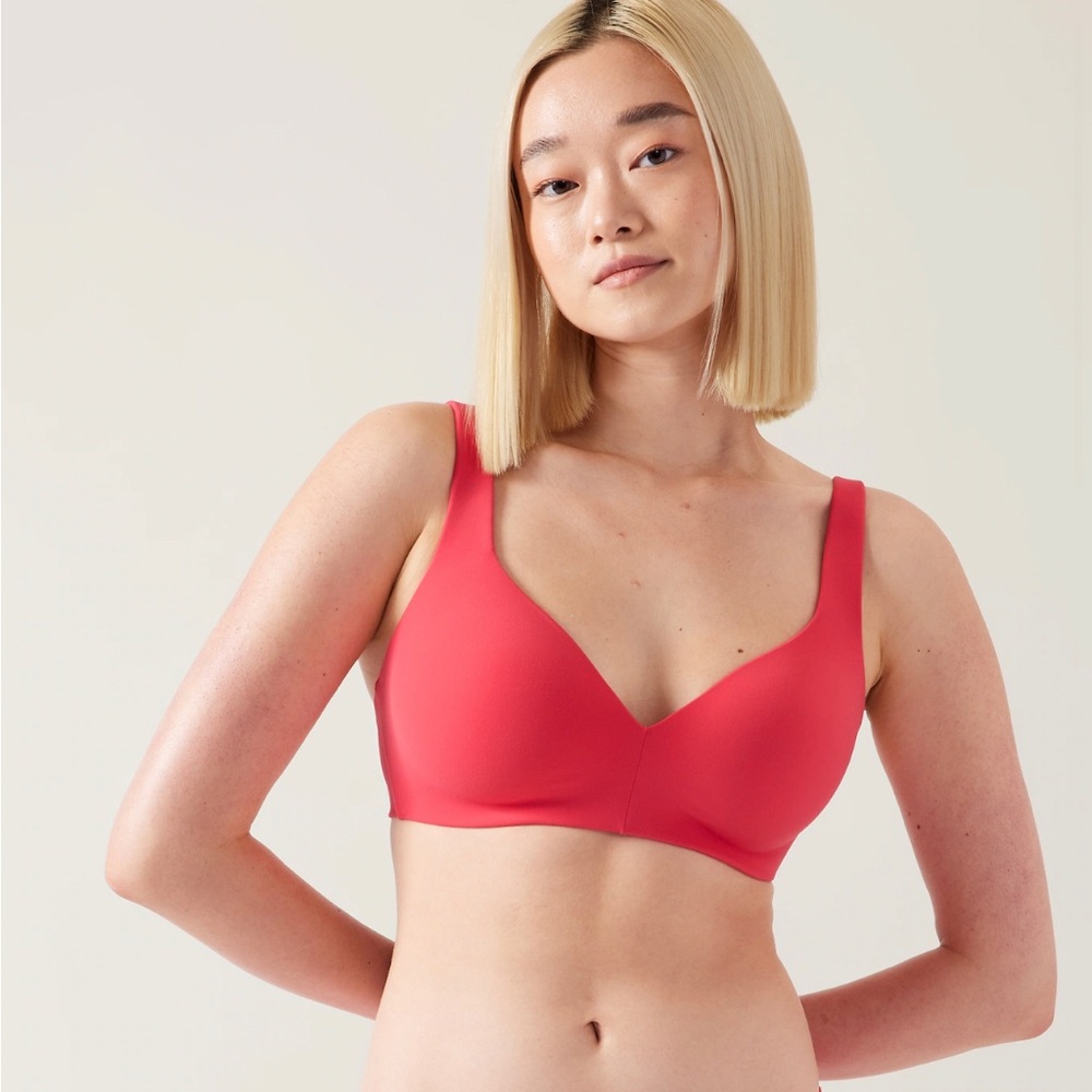 NWT Athleta ritual bra size 36C